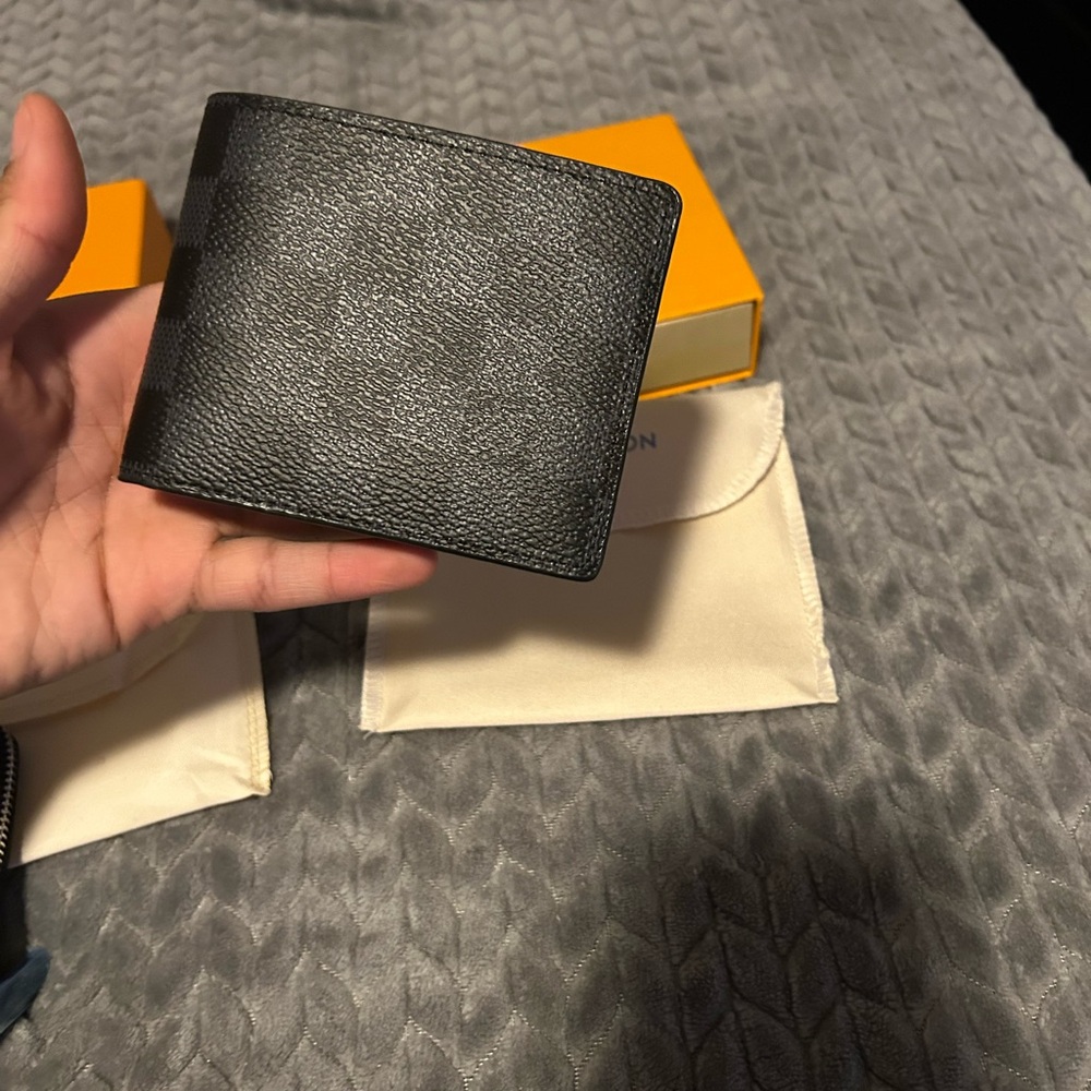 Lv Wallets - image 2